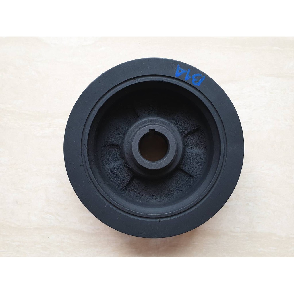 มู่เลย์หน้าเครื่อง (มู่เลย์ข้อเหวี่ยง) NISSAN B14,GA16-DNE ราคาตัวละ 750บาท