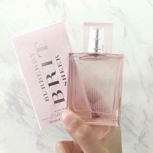 ของแท้ 100 % Burberry brit sheer for her EDT กล่อง 30mL ขายของแท้ 100% ล็อตใหม่ พร้อมส่ง เบอเบอร์รี่ บริทเชียร์ น้ำหอม