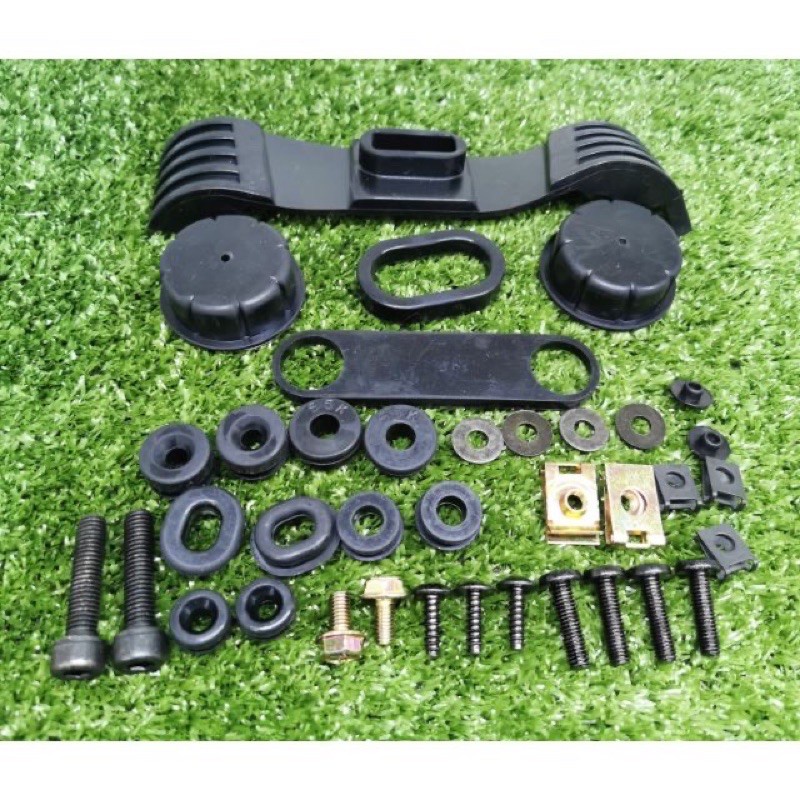 YAMAHA RXZ CATALYZER CATERLYZER CATAL Getah Body Cover สกรูยางชุด skrew skru ครบชุด