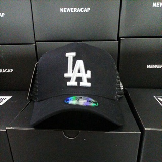 La White / Black Material / Black Trucker / 9Forty A Frame / Premium Hat