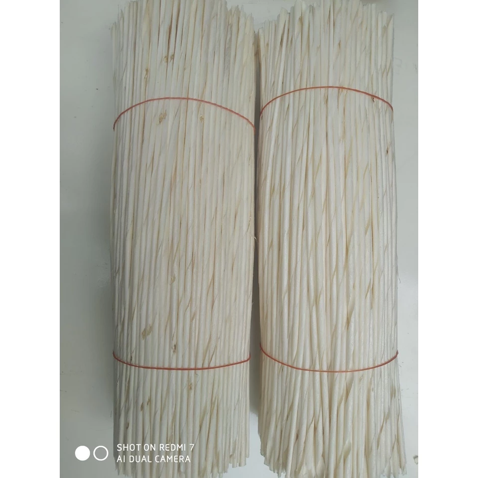 หนวดจันทน์ ราคาถูก มี 500 เส้น สำหรับทำดอกไม้จันทน์