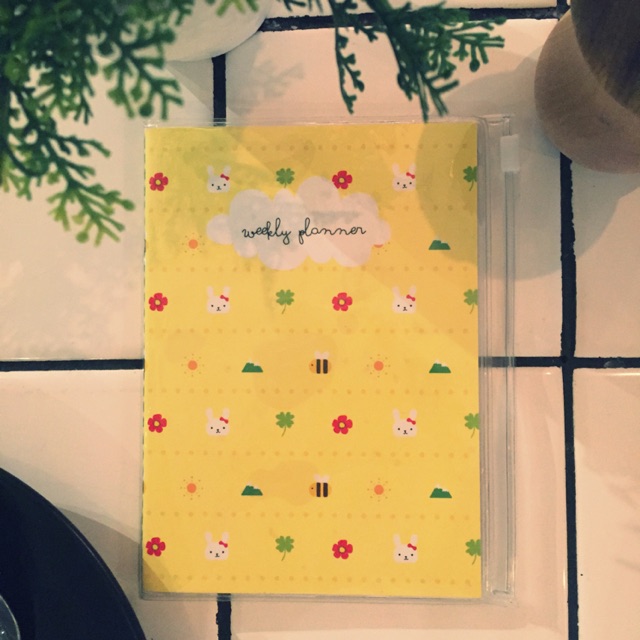 WEEKLY PLANNER : Rabbit