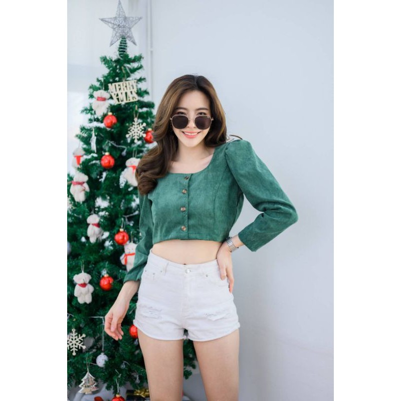 เสื้อครอป แขนยาวคอเหลี่ยม ผ้าลูกฟูกสวยๆ