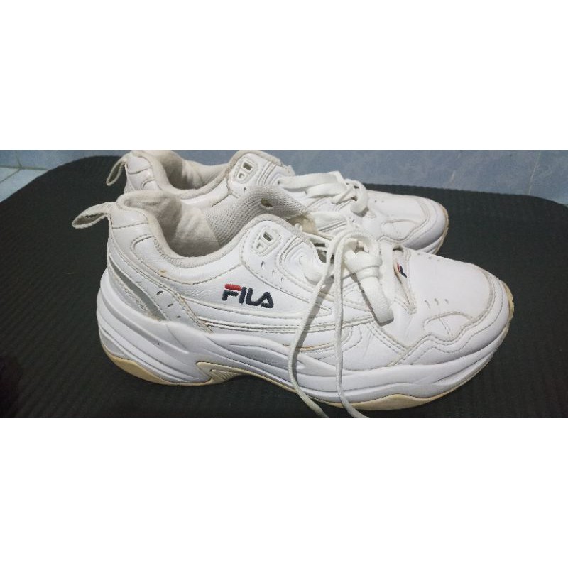 รองเท้า FILA แท้(มือ2)  US/5/MM/230 /CI-18-06-08