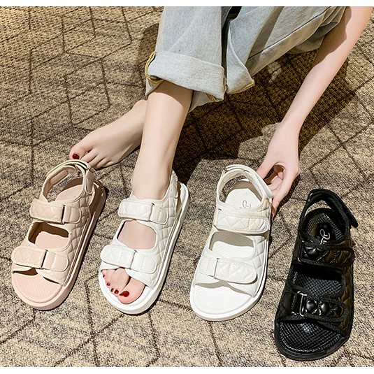 (พร้อมส่ง) ใหม่ รองเท้าแตะลําลอง แฟชั่นสําหรับสตรี ขนาดเล็ก เหมาะกับการเล่นกีฬา