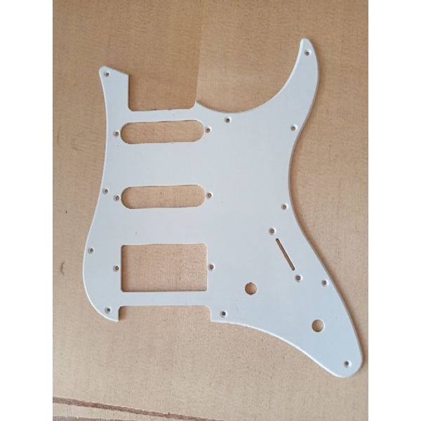 ไวท์ยามาฮ่าแปซิฟิก พิกการ์ด