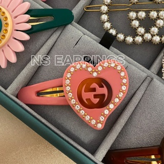 NS.EARRINGS | NS413 - Hair clip with G G and heart detail