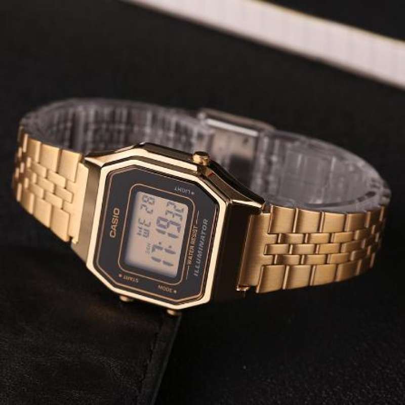Casio รุ่น LA680WGA1DF นาฬิกาผู้หญิง สายสแตนเลสสีทอง หน้าปัดดำ ดีไซน์แบบวินเทจ สุดฮิต ประกันศูนย์ CMG 1ปีเต็ม