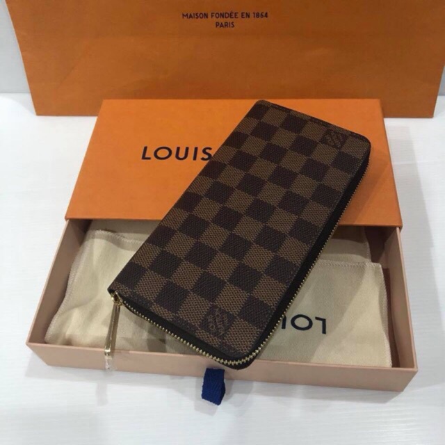 Louis Vuitton แท้ ถูกที่สุด พร้อมโปรโมชั่น - ส.ค. 2020| BigGo เช็คราคาง่ายๆ