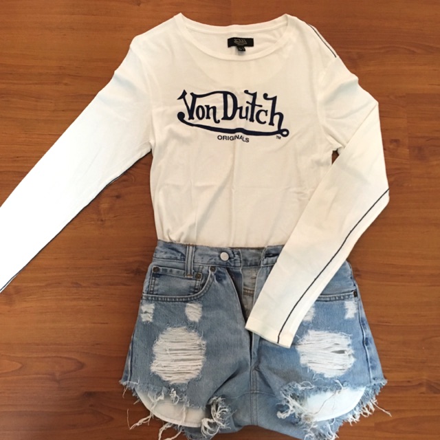 เสื้อแขนยาว Von Dutch