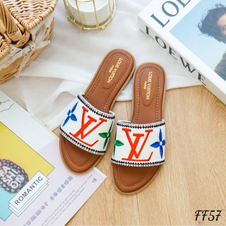 FF57 รองเท้าแตะสวมสวยมาก ทรงสวม หน้าเป็นงานปักเน้นๆ บนผ้าทอ