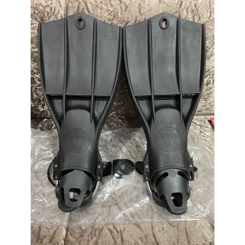 [Used] Apeks Fin RK3 Size S Black ฟิน ตีนกบ สีด สภาพใหม่มากใช้งาน 1 ทริปเท่านั้น