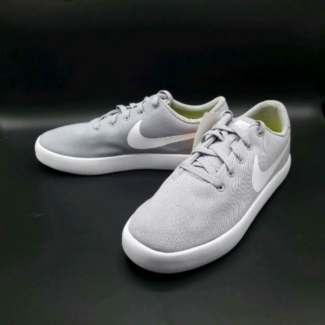nike essentialist canvas