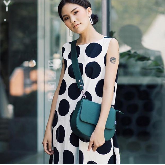 [Used] Moon🌝🌚 by riya brand