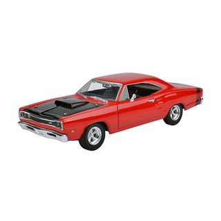 รถโมเดลสีแดง motor max 1969 Dodge coronet super bee ประตูและหน้ารถเปิดได้ 1:24