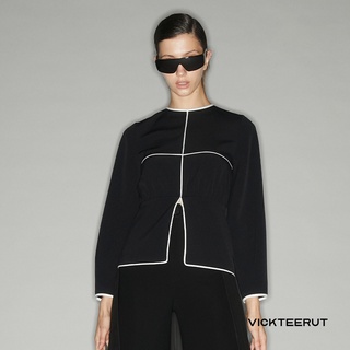 VICKTEERUT Long Sleeve Blouse with Contrast Piping Trim เสื้อแขนยาว ตกแต่งกุ๊น