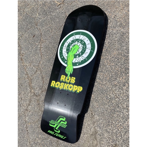 แผ่นเปล่าเซิร์ฟสเก็ต สเก็ตบอร์ด Old School reissue santa cruz deck รุ่น robskopp target 1 oldskull e