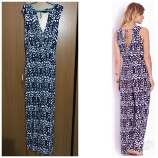 Forever21 jumpsuit เอวยางยืด คอวีป้าย ด้านหลัง V ลึกใส่ 2-3  ครั้งสภาพดีค่ะ