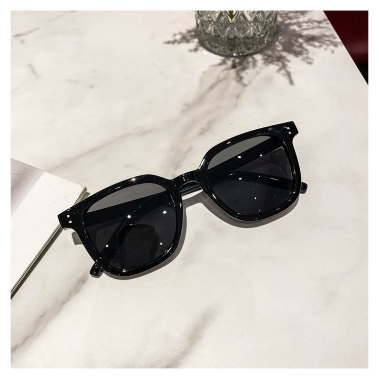 ใหม่ แว่นตากันแดด ทรงสี่เหลี่ยม สไตล์เกาหลีย้อนยุค สําหรับผู้ชาย และผู้หญิง - รูปที่ 4