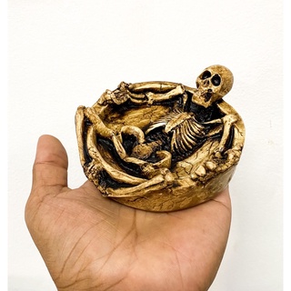 ที่เขี่ยบุหรี่ เขี่ยบุหรี่ รูปปั้นโครงกระดูก หัวกระโหลก skull ashtray ตกแต่งร้าน ของที่ระลึก Halloween