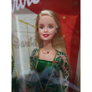 **กล่องไม่สวย** 
Barbie Doll Holiday Joy 
Mattel  2003 
"Special Holiday Edition" 
56286