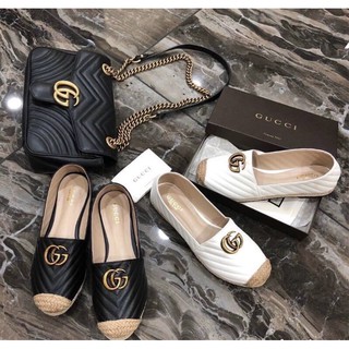 รองเท้าสลิปออน gucci