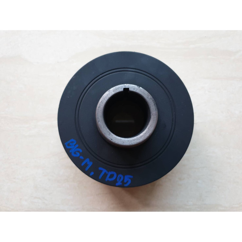 มู่เลย์หน้าเครื่อง (มู่เลย์ข้อเหวี่ยง) NISSAN BIG-M ,TD25,D21 ราคาตัวละ 700บาท