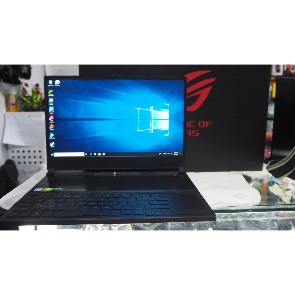 Asus ROG Zephyrus S(GX531) i7 8750H with RTX 2070