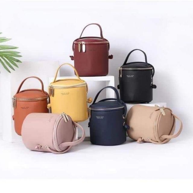 พร้อมส่ง!! กระเป๋าหนังทรงกระบอก // FOREVER YOUNG CAN BAG