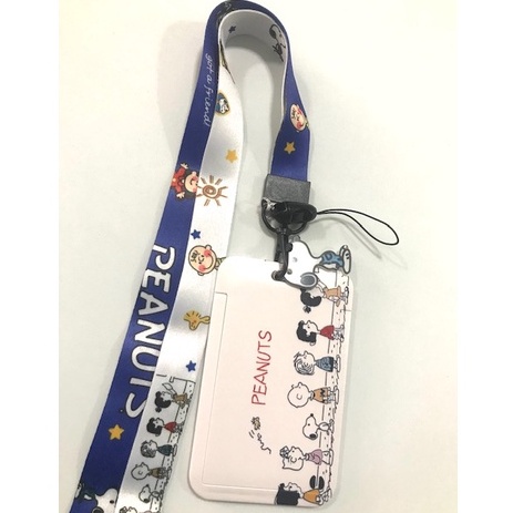 SNOOPY W ที่ใส่บัตร ซองใส่บัตร ที่ใส่บัตร พร้อมสายคล้องคอ(2cm) ลาย SNOOPY W มีตุ๊กตาเล็ก สำหรับบัตร 