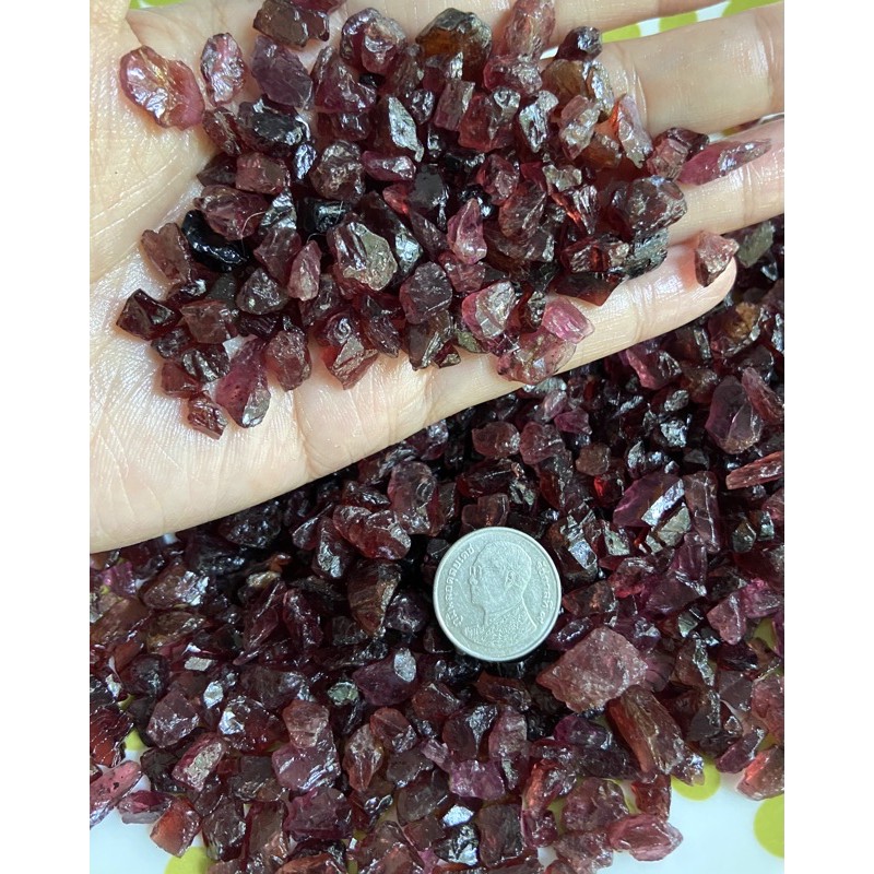 เม็ดละ 1 บาท เท่านั้น พลอยดิบแท้เม็ดละ 1บาท พลอย โกเมน พลอยแท้100% สั่งขั้นต่ำ 19 เม็ดขึ้นไป