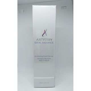 Artistry ideal radiance illuminating foam cleanser 125 ml