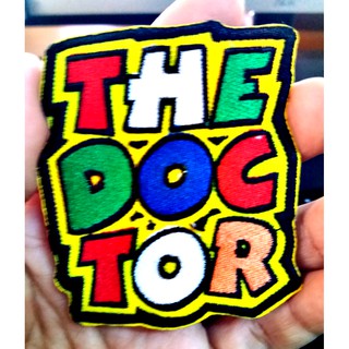 อาร์มรีดเสื้อ ตัวรีด ตัวปัก งาน DIY * THE DOC TOR  * ขนาด 6 X 6.7 เซนติเมตร