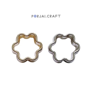 ลูกปัดดอกไม้ Flower frame beads 13mm