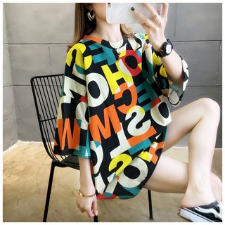 เสื้อสกรีนตัวอักษรภาษาอังกฤษ 💖 แนวอาร์ตๆจะใส่เป็นมินิเดรสหรือจะใส่เป็นเสื้อเดี่ยวๆก็ปัง 💖