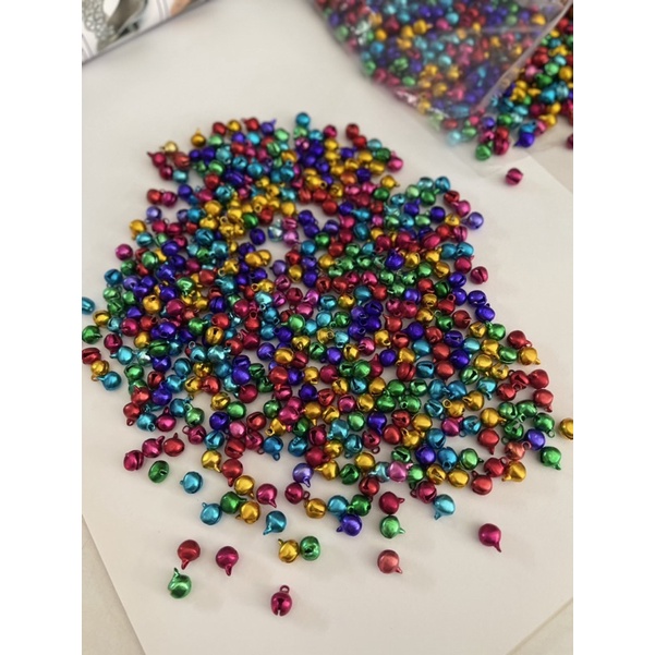 กระดิ่งขนาด10มิลคละสี ห้อยสายกระเป๋าทำสายคล้องคอน้องหมาน้องแมวหรือสัตว์เลี้ยงที่น่ารัก