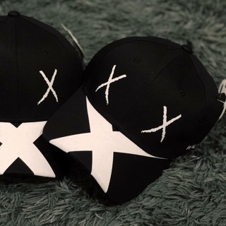 X EYE