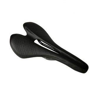 เบาะหนังคาร์บอนไฟเบอร์สำหรับจักรยานถนน Road Bike Saddle Carbon Fiber Soft Leather Seat Cushion