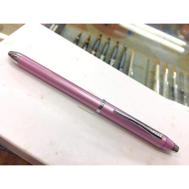 ปากกา cross