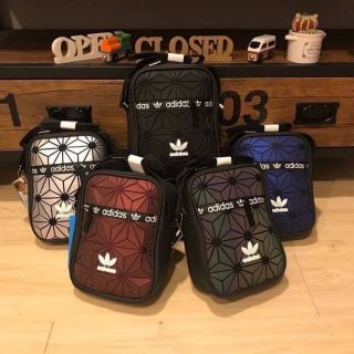 ส่งฟรี ❤กระเป๋า Adidas 3d airliner crossbody  bag กระเป๋าสะพายใ