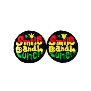 ตัวรีดติดเสื้อ Smile and Punch Smileจิ๋ว ฮิปปี้ การ์ตูน ไบเกอร์ งานเท่ห์ๆ ตัวรีด (Size S) อาร์มรีด อาร์มรีดติดเสื้อ