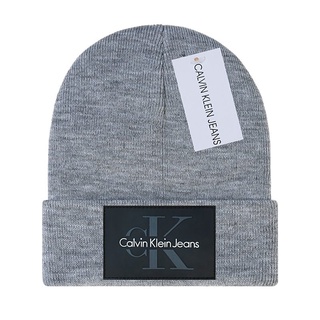 CALVIN KLEIN พร้อมส่ง! หมวกไหมพรมแบบถักคุณภาพสูงแฟชั่นสไตล์ใหม่คลาสสิกสําหรับท่องเที่ยว Unisex