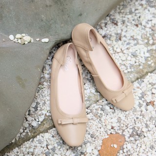 Woo Jasmine Ballerina Flat Shoe จัสมิน รองเท้าหนังแกะส้นแบน สีเบจ Caffe Latte