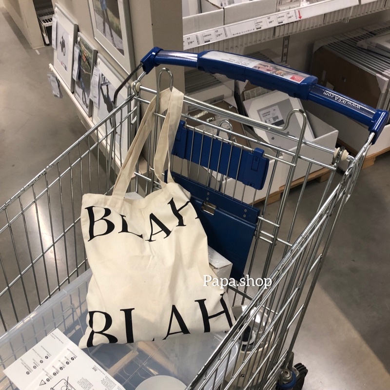 พร้อมส่ง กระเป๋าผ้า BLAH สีขาว ใส่ A4/Notebook ได้ ผ้านิ่มบาง