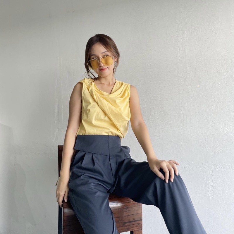 MANGO BLOUSE จากร้าน knockknock