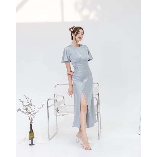 siriza.bkk nadia satin dress ไซส์ M สี midnight silver (สีเงินเทา)