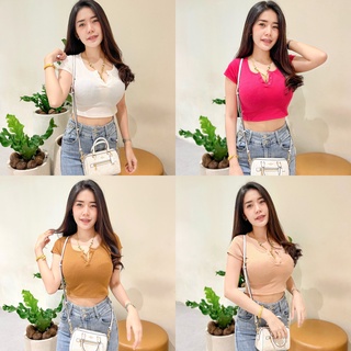 🌈MesubShop🌈เสื้อครอป CROPTOP แต่งกระดุมช่วงอก แขนสั้น ครอปเก๋ น่ารัก ผ้ายืดใส่สบายไม่ร้อน แซ่บสุด รุ่น เสื้อgg