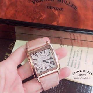 นาฬิกาสายหนัง Franck muller