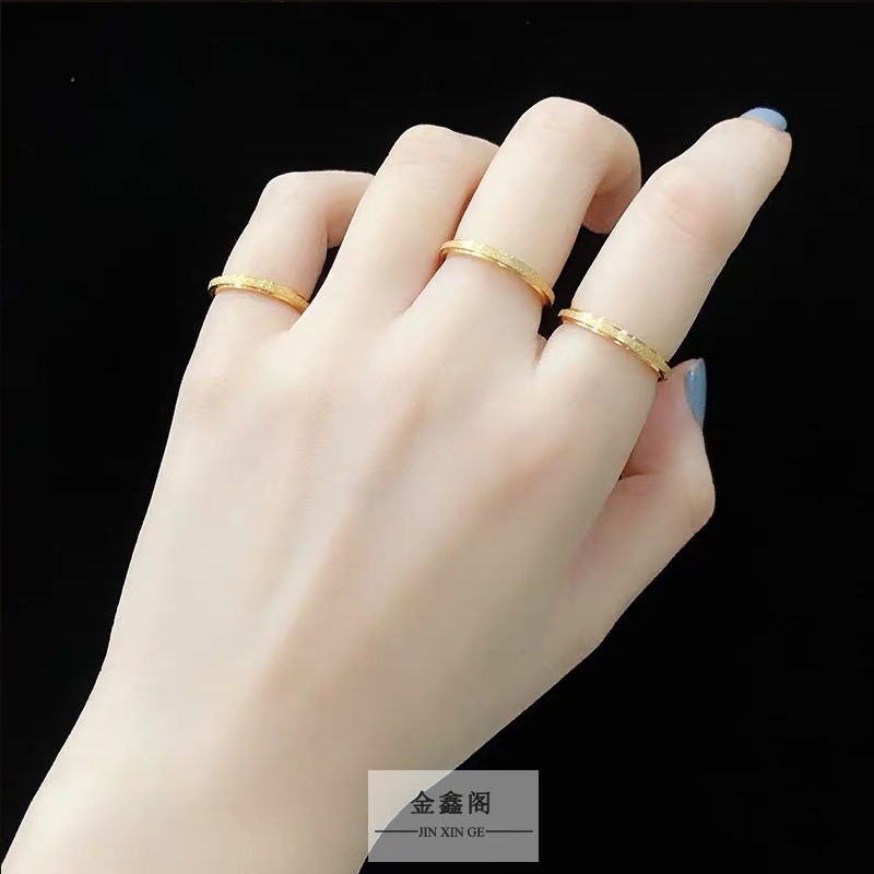 [ไม่ซีดจางและไม่แพ้] Jinxinge ของแท้ไทเทเนียมทัพพีทอง Fine flash Frosted แหวนแหวนคู่หญิง