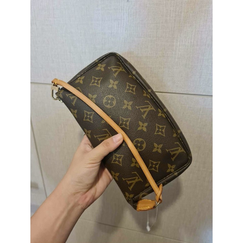 LV porchette DC95 used งามมากค่าาาา